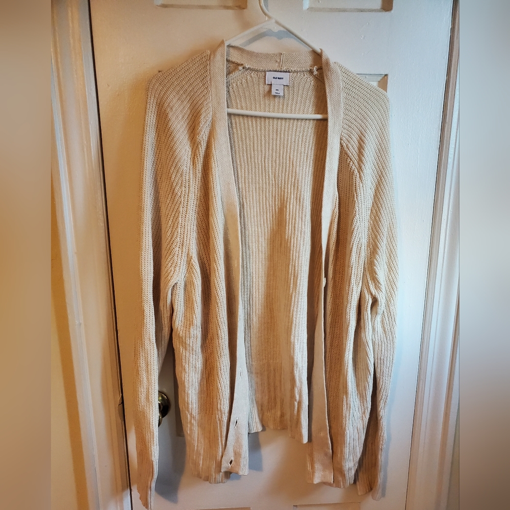 Beige Oldnavy Sweater